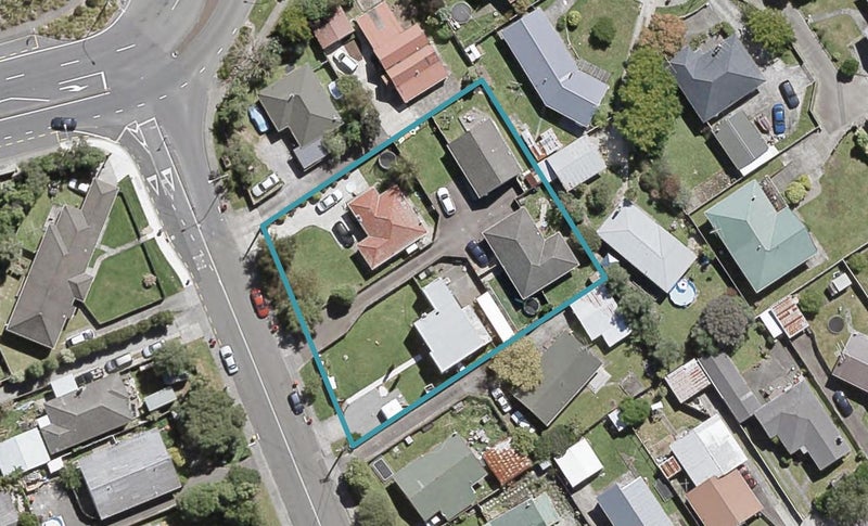 7 Mangaroa Hill Road, Maoribank, Upper Hutt - Carousel 1