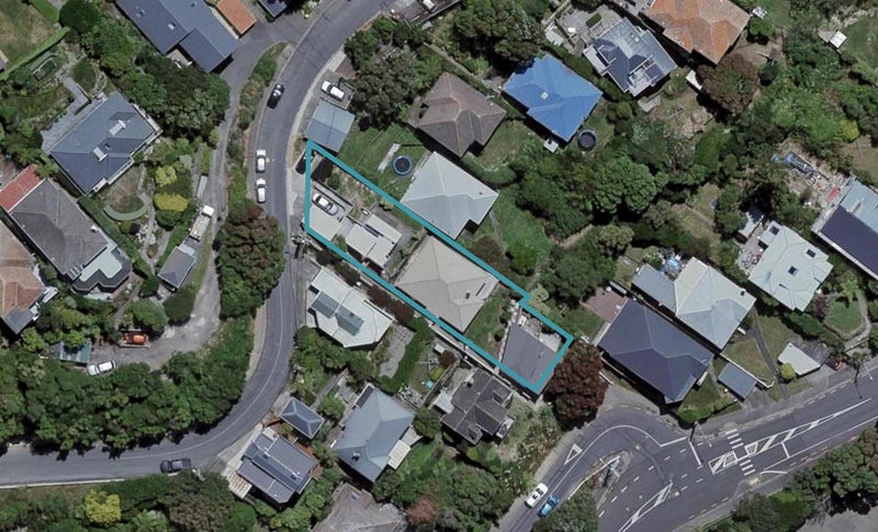 29 Ariki Road, Hataitai, Wellington - Carousel 1