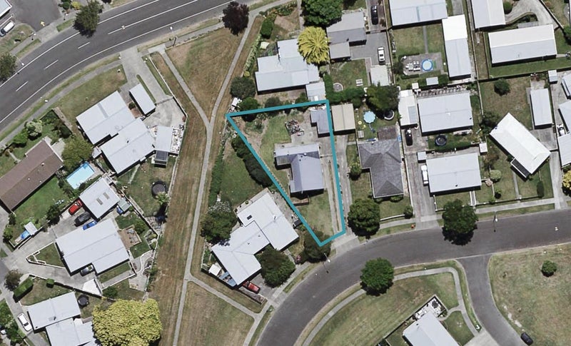 25 Duckworth Crescent, Greenmeadows, Napier - Carousel 1