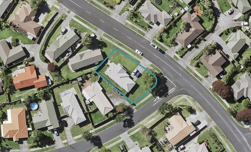 70 Burswood Drive, Burswood, Auckland - Carousel 1