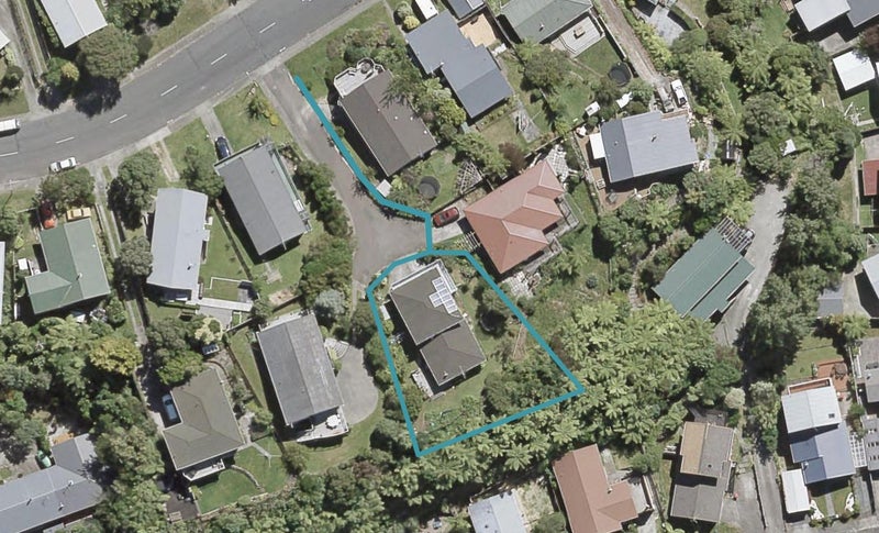 2 Dalkeith Lane, Belmont, Lower Hutt - Carousel 1