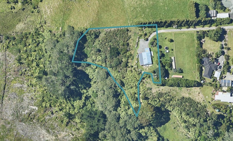 72B Gasson Lane, Pyes Pa, Tauranga - Carousel 1