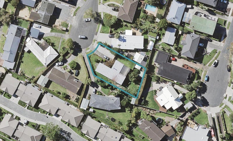 14 Quibray Place, Botany Downs, Auckland - Carousel 1