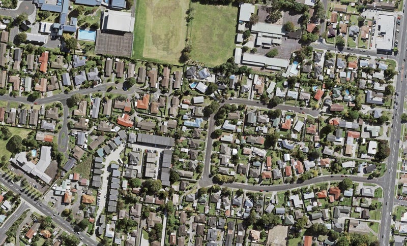 47 Te Kanawa Crescent, Henderson, Auckland - Carousel 1