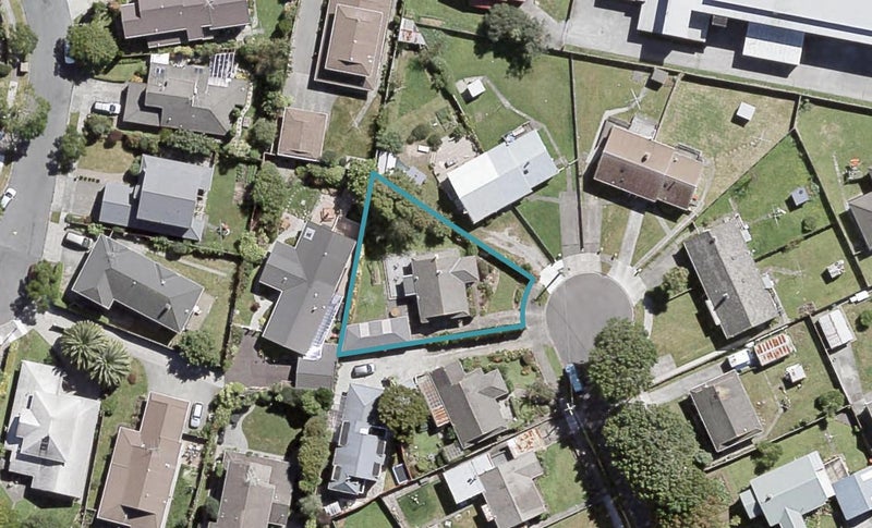 3 Burke Grove, Naenae, Lower Hutt - Carousel 1