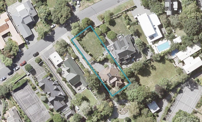 16 Cheviot Road, Lowry Bay, Lower Hutt - Carousel 1