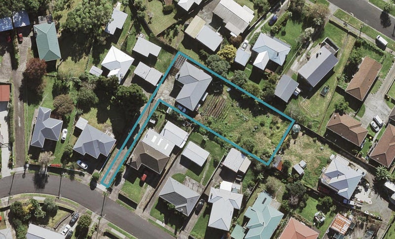 34 Kapuka Road, Mangere Bridge, Auckland - Carousel 1