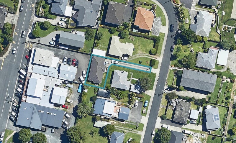15B Pine Avenue, Otumoetai, Tauranga - Carousel 1