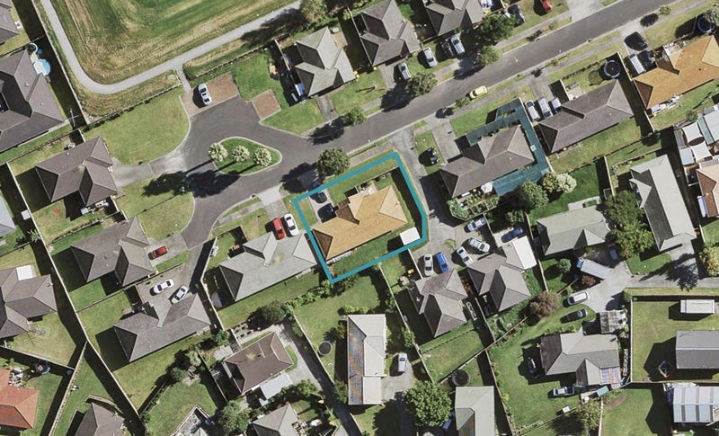 18 Ashmere Lane, Weymouth, Auckland - Carousel 1