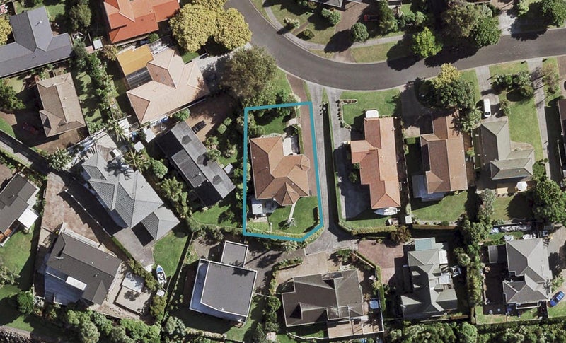 9 Cumbrian Place, Conifer Grove, Takanini - Carousel 1