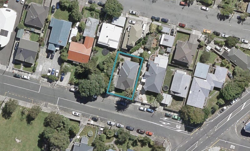 41 Pretoria Street, Hutt Central, Lower Hutt - Carousel 1