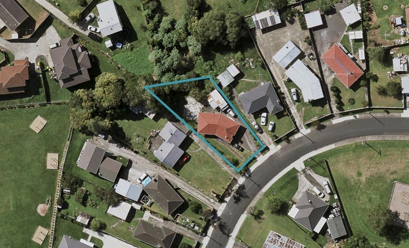9 Crown Crescent, Otara, Auckland - Carousel 1