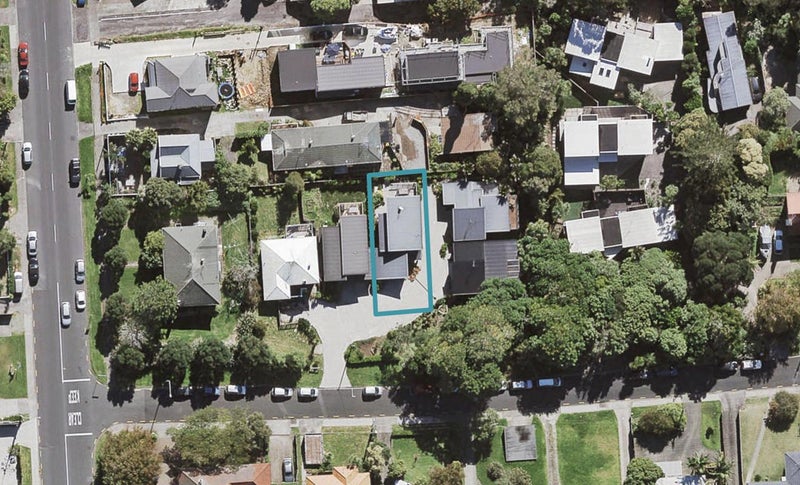 2B Zion Road, Birkenhead, Auckland - Carousel 1