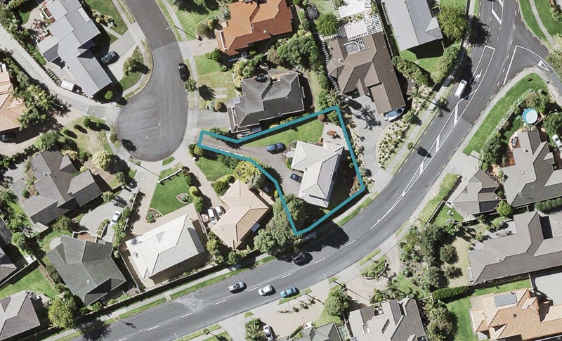 34 Currell Way, Somerville, Auckland - Carousel 1
