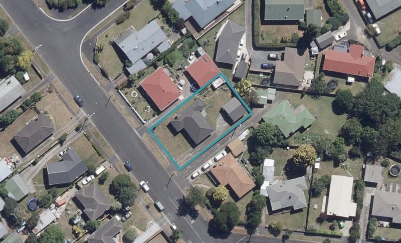 6 Dalesford Street, Silverdale, Hamilton - Carousel 1