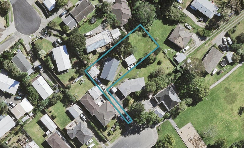 14 Murillo Place, Henderson, Auckland - Carousel 1