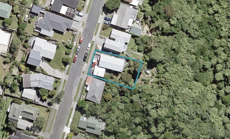 38 Taieri Crescent, Kelson, Lower Hutt - Carousel 1
