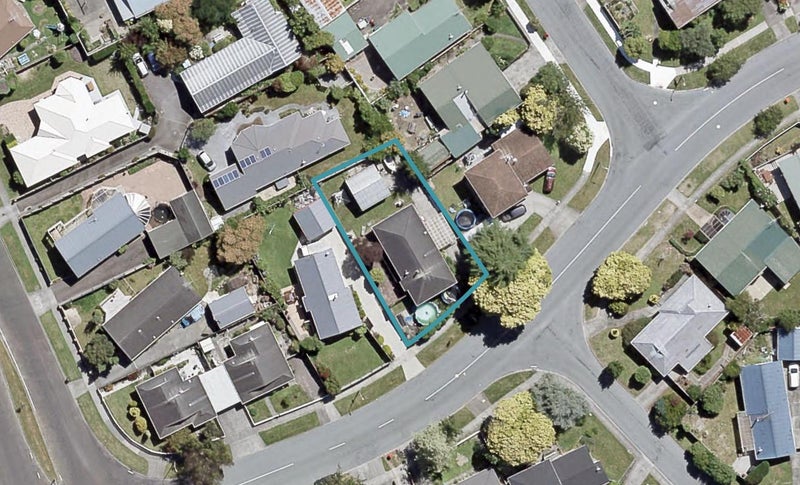 5 Montana Road, Totara Park, Upper Hutt - Carousel 1