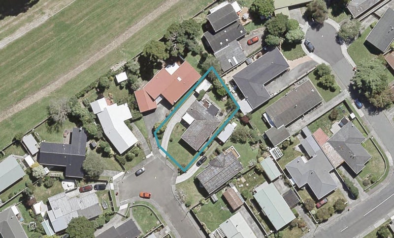 6 Ruapae Grove, Trentham, Upper Hutt - Carousel 1