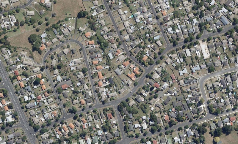 5A Paul Crescent, Fairfield, Hamilton - Carousel 1