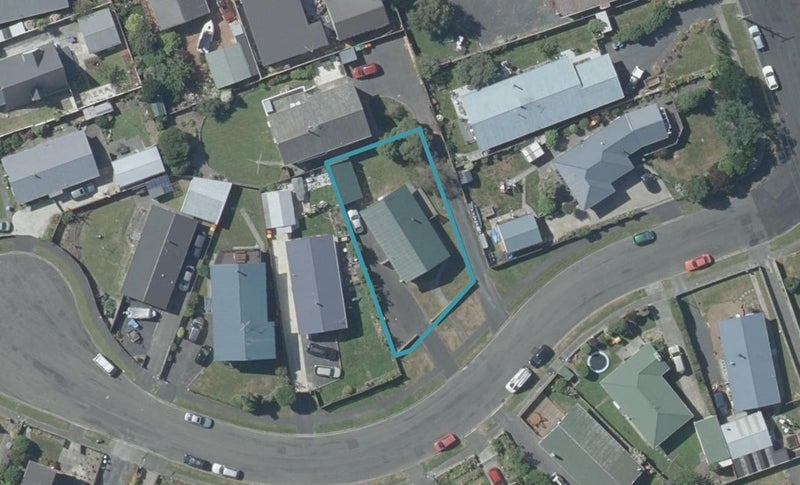 10 Dakota Place, Waldronville, Dunedin - Carousel 1