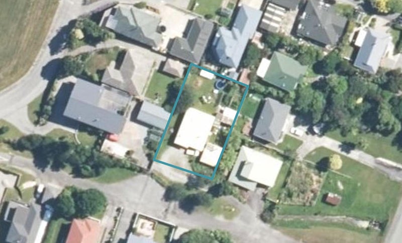 4 Churchill Street, Karoro, Greymouth - Carousel 1