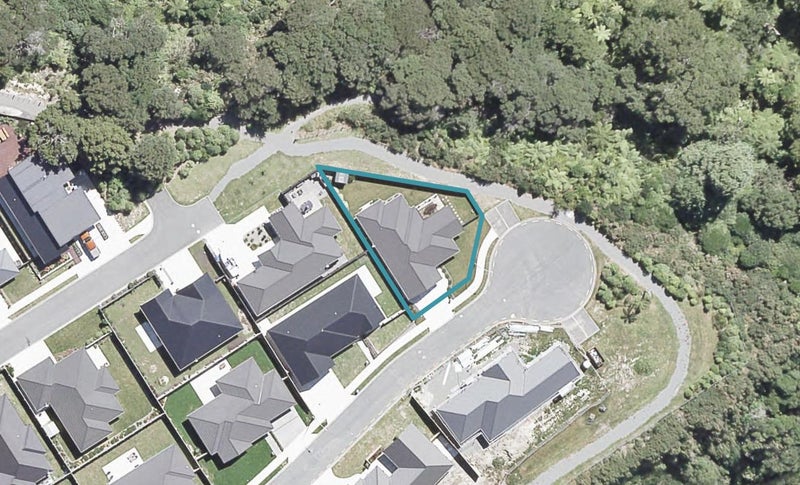 11 Cory Jane Grove, Riverstone Terraces, Upper Hutt - Carousel 1