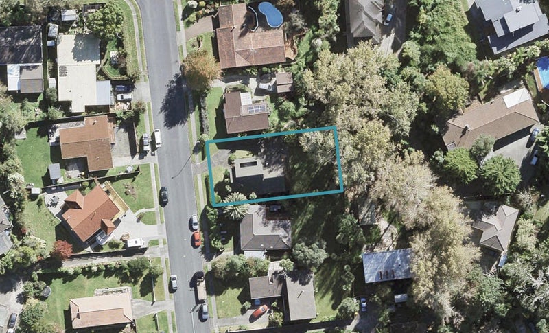 144 Stapleford Crescent, Browns Bay, Auckland - Carousel 1