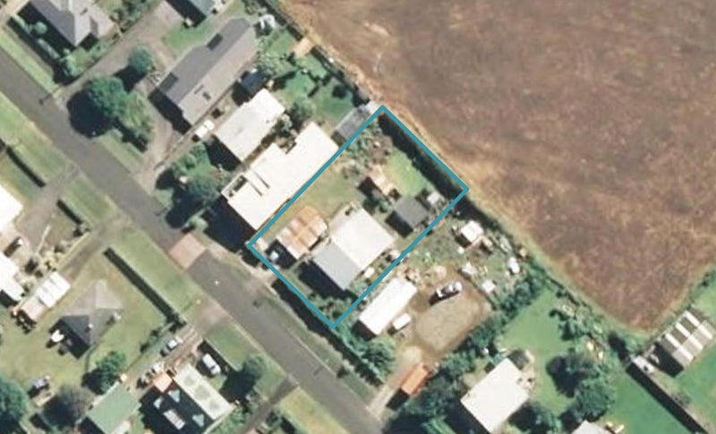 8 Hira Street, Hawera - Carousel 1