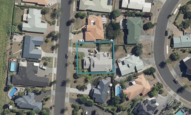 269 Grandview Road, Western Heights, Hamilton - Carousel 1