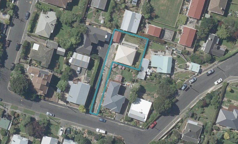 29 Byron Street, Mornington, Dunedin - Carousel 1