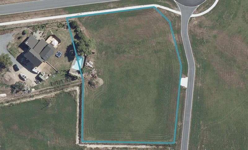 14 Delta Way, Te Kowhai, Hamilton - Carousel 1