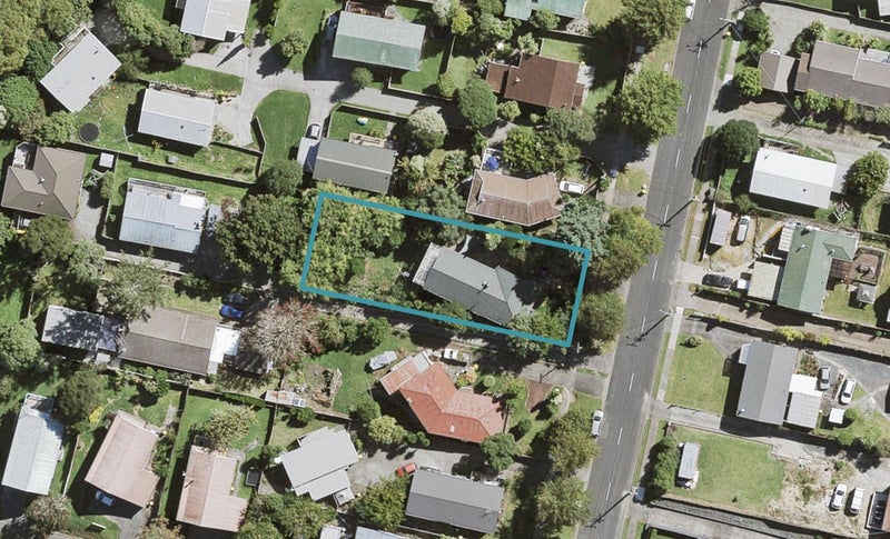 73 Woodglen Road, Glen Eden, Auckland - Carousel 1