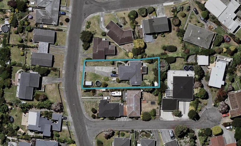 10 Anaru Street, Raumati Beach, Paraparaumu - Carousel 1