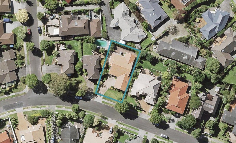 8 Corriedale Place, Somerville, Manukau - Carousel 1