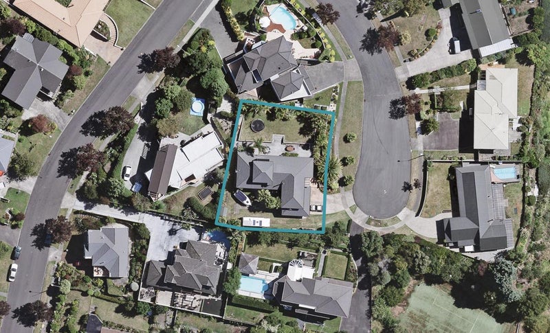 23 Cumberland Rise, Taradale, Napier - Carousel 1