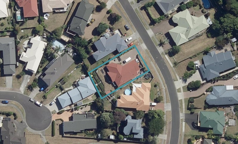 14 West Ridge Drive, Western Heights, Hamilton - Carousel 1