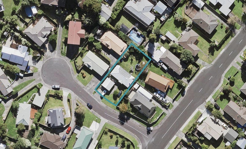3 Clarion Place, Glendene, Auckland - Carousel 1