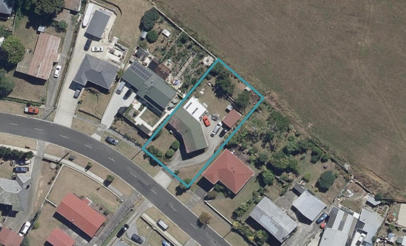 29 McKay Drive, Temple View, Hamilton - Carousel 1