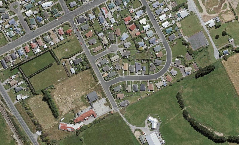 45 Ottrey Street, Clifton, Invercargill - Carousel 1
