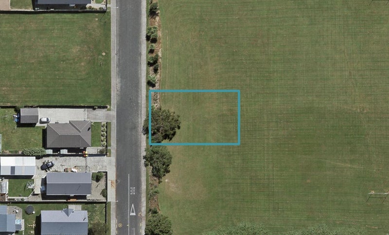 16 Wagner Street, Kingswell, Invercargill - Carousel 1