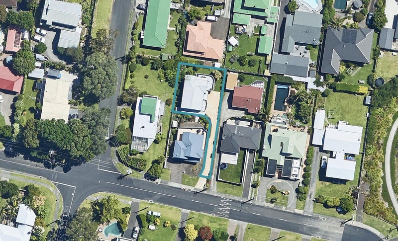 52B Hinewa Road, Otumoetai, Tauranga - Carousel 1