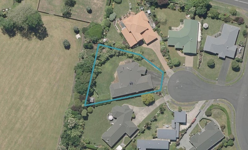 7 Goldsbury Place, Otamatea, Whanganui - Carousel 1