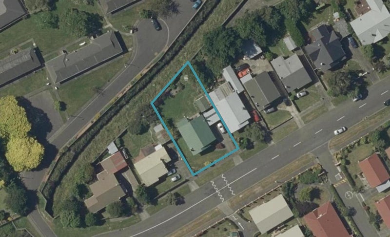 20 Clausen Street, Takaro, Palmerston North - Carousel 1
