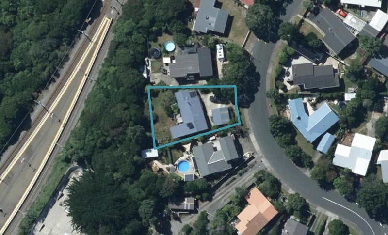 35 Sea Vista Drive, Pukerua Bay, Porirua - Carousel 1