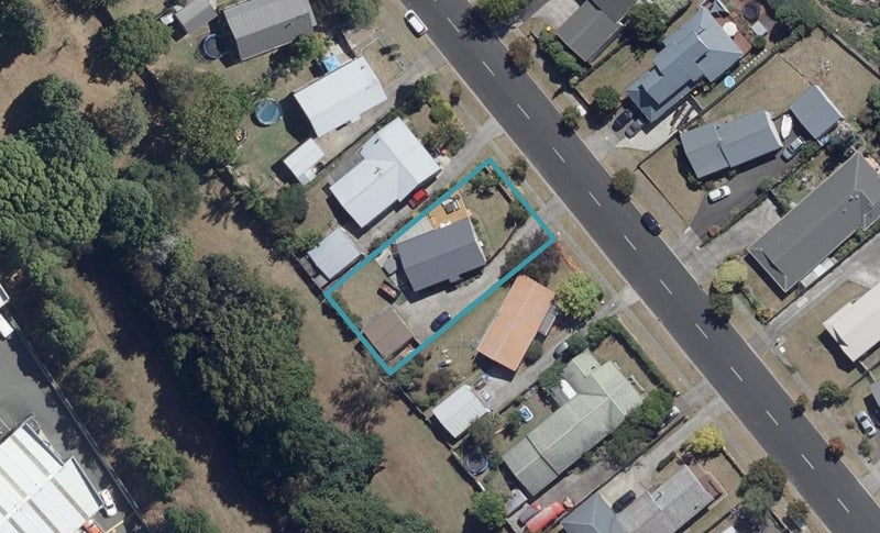 13 Balmerino Crescent, Pukete, Hamilton - Carousel 1