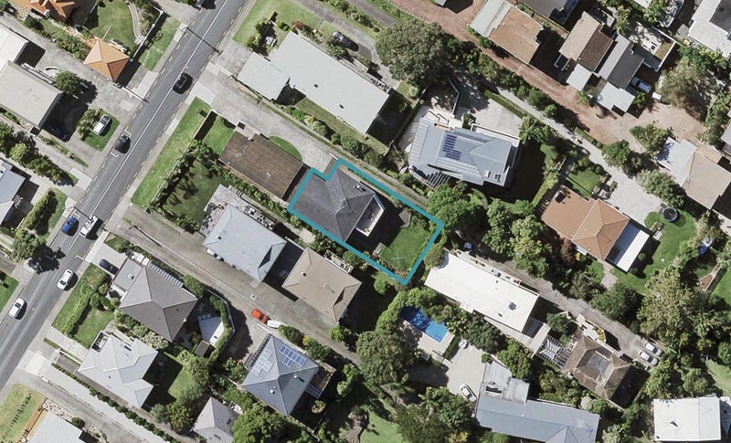 2/31 Hauraki Road, Hauraki, Auckland - Carousel 1