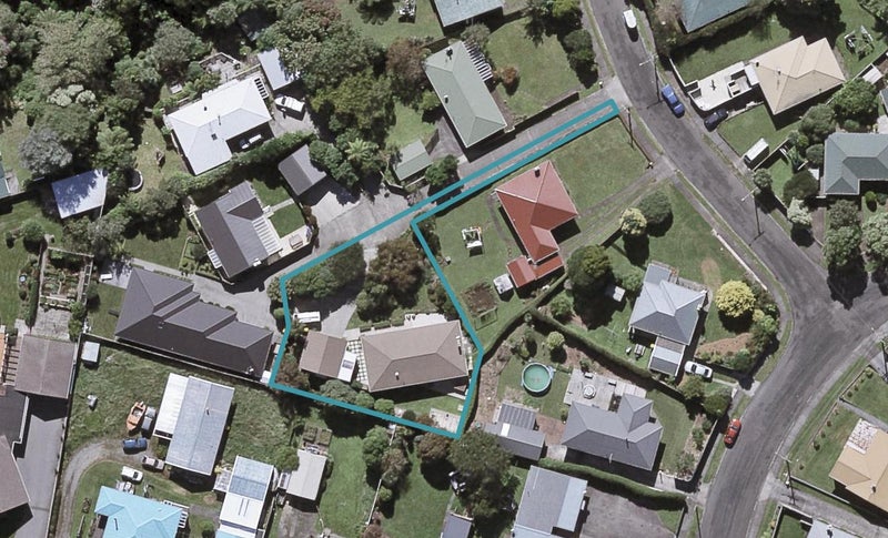3A Wheeler Place, Upper Vogeltown, New Plymouth - Carousel 1