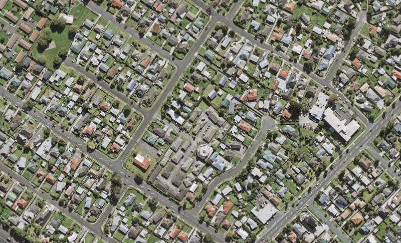 14 Linnet Place, Mangere East, Auckland - Carousel 1