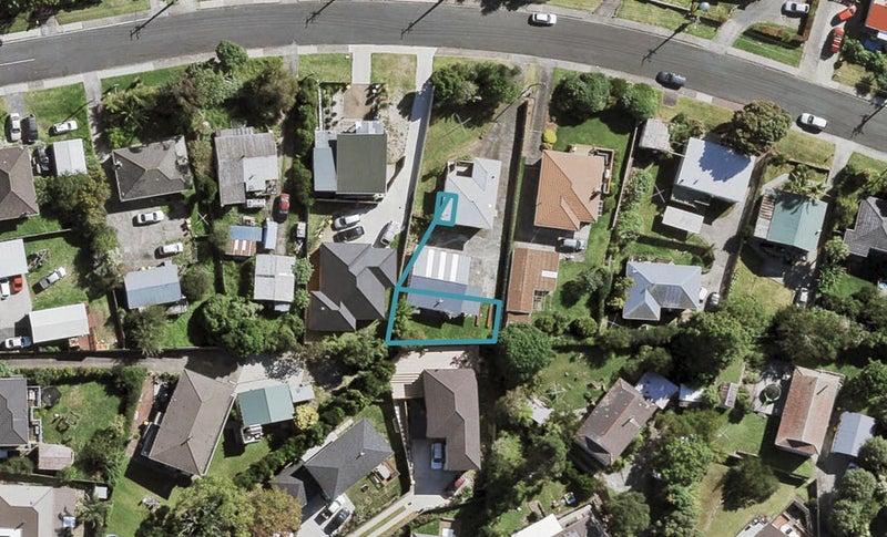 7/9 Donovan Avenue, Massey, Auckland - Carousel 1